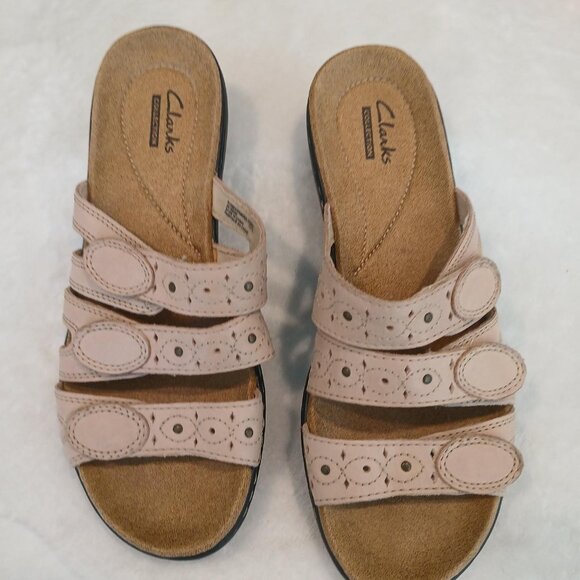 CLARKS COLLECTION LEATHER TAN SANDALS - Picture 6 of 6